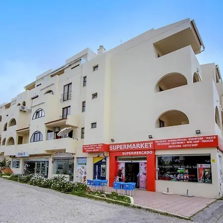 Apartamento Iva Moderno Com Piscina Apartamento