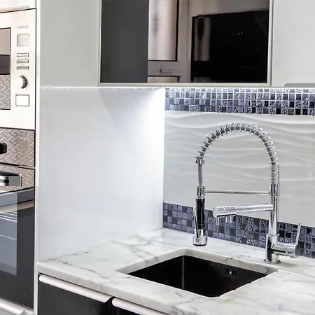 Apartamento Iva Moderno Com Piscina Αλμπουφέιρα
