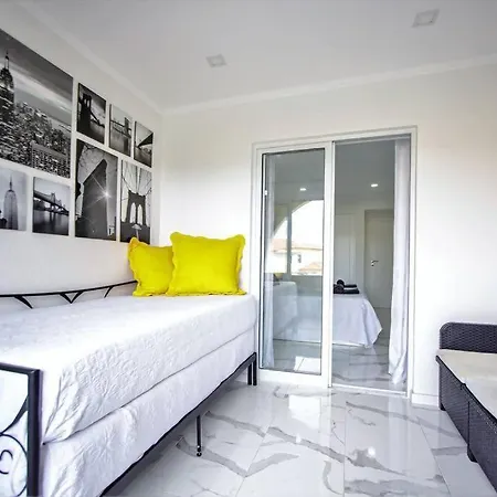 Διαμέρισμα Apartamento Iva Moderno Com Piscina *
